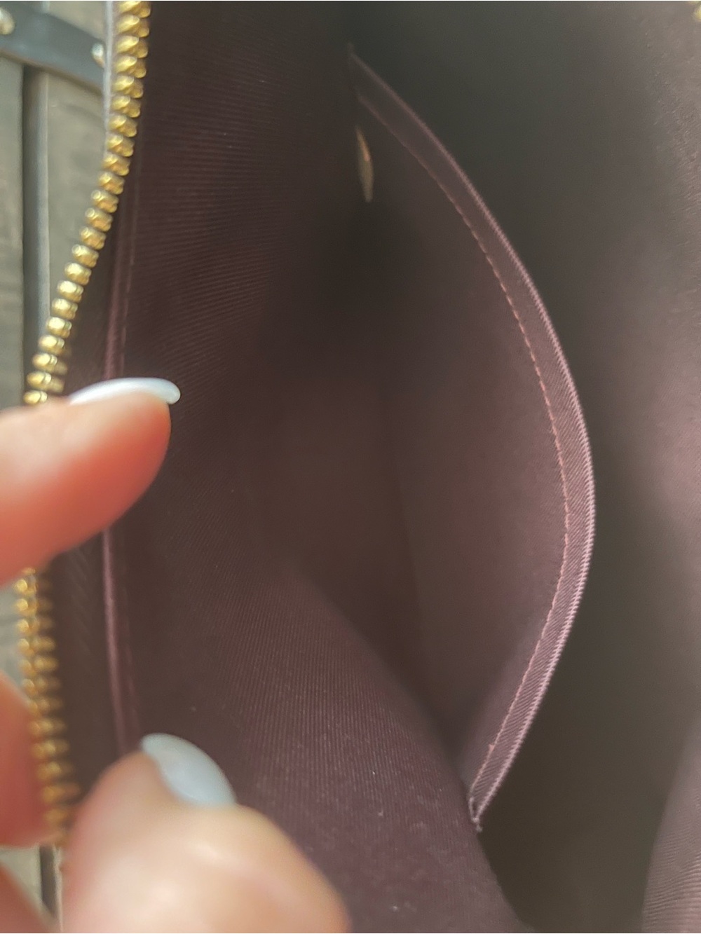 Louis Vuitton Odeon MM - Brown Monogram Shoulder Bag with Natural Vachetta Strap - Picture 14 of 16